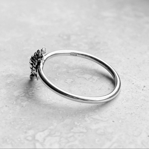 Sterling Silver Small Turtle Ring, Sea Ring, Animal Ring, Beach Ring - Picture 14 of 14